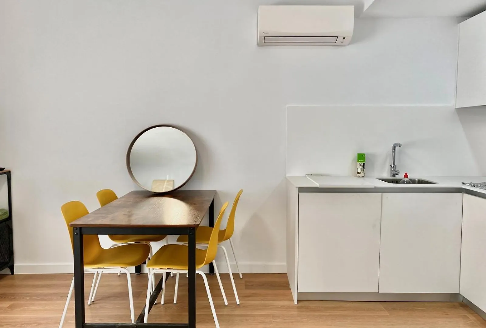 Lloguer30 Bailen Practical And Comfortable Sant Feliu de Guíxols Apartment